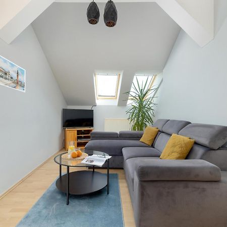 Sunshine Apartment Krakow Ngoại thất bức ảnh